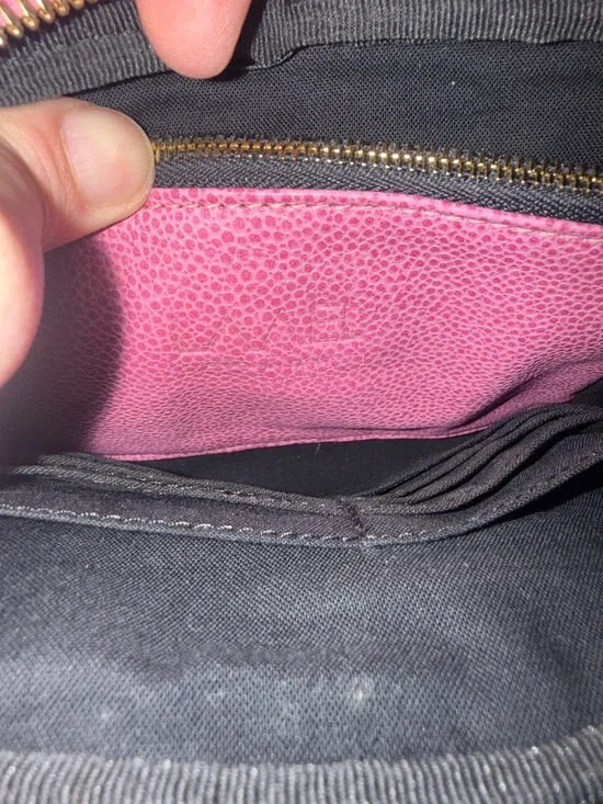 NWT LAAEL Pink Fur Large Zip Wristlet - Picture 2 of 7